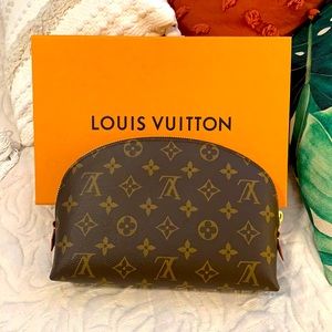 New Louis Vuitton Cosmetic Pouch